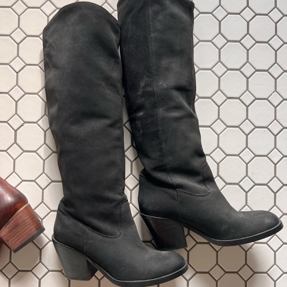 Black tall boots size 8 real leather